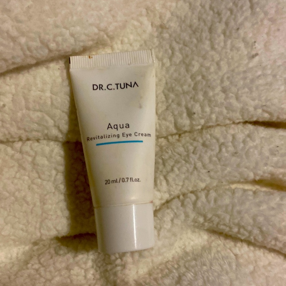 Dr. C. Tuna Aqua eye cream